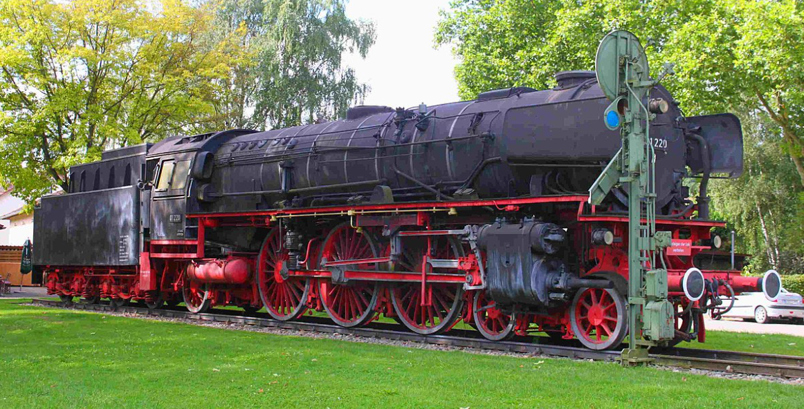 Denkmal Schnellzug-Dampflokomotive 01 220 – Treuchtlingen 91757