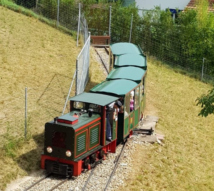 Besucherbergwerk Bergwerksilo (Feldbahn/Grubenbahn) – Herznach 5027 (CH)