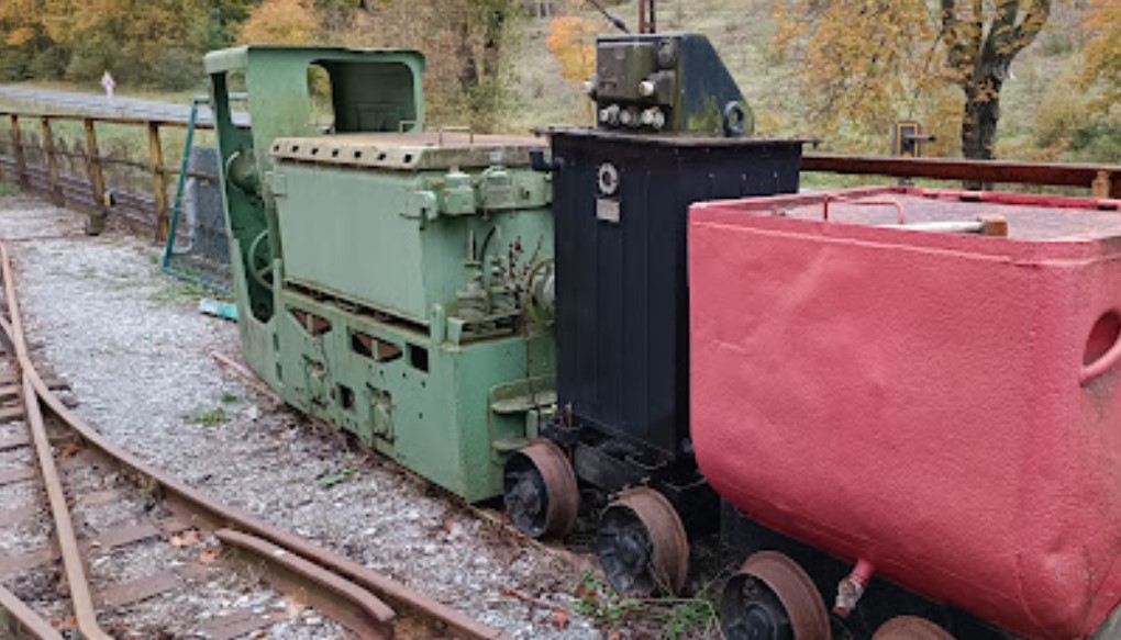 Grube Wetterschacht Bergwerksmuseum – Bergverein zu Hüttenrode e.V. (Grubenbahn/Feldbahn) – Hüttenrode 38889