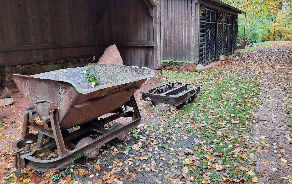 Porphyrlehrpfad Rochlitzer Berg (Feldbahn) – Rochlitz 09306