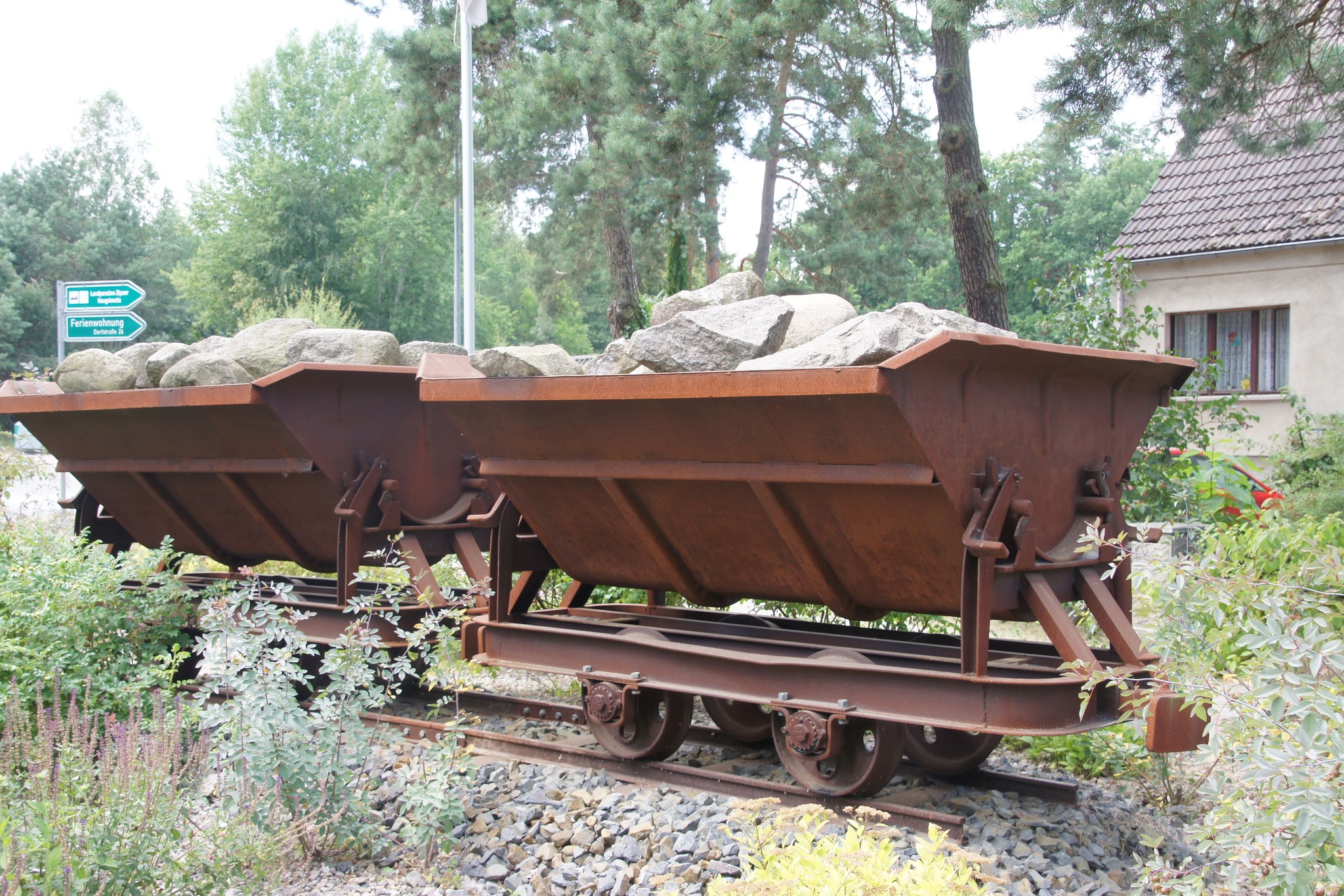 Denkmal Muldenkipploren Schotterwerk (Feldbahn) – Althüttendorf 16247