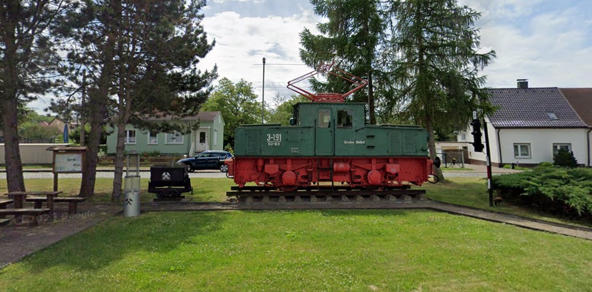 Denkmal E-Lok SSW FNr. 3770/1942 Tagebau & Grubenhunt (Feldbahn) – Gräfenhainichen OT Möhlau 06791